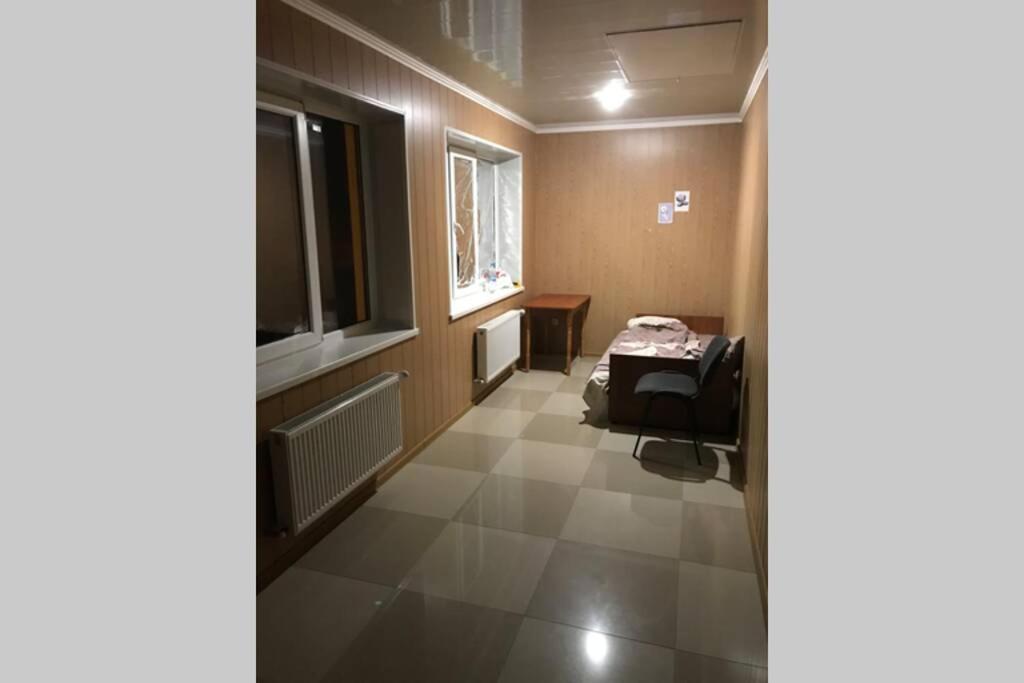 Зручне Помешкання В Центрі Міста Саме Для Вас. Berdychiv Exteriör bild